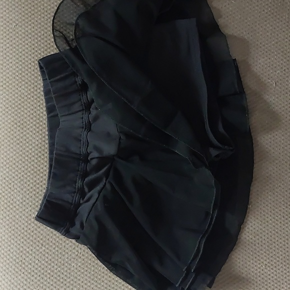 GK black flutter skirt size CL - Picture 1 of 2